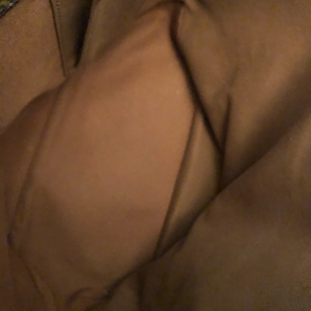 Authentic Louis Vuitton very nice bag. I have had it a while not using … - Picture 8 of 16